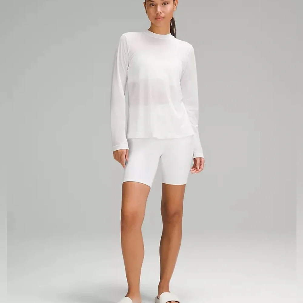 (A11) Lululemon Keyhole Mesh Long Sleeve Top, White, Size 12, NWT‎